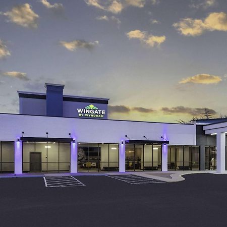 Готель Wingate By Wyndham Wichita Airport Екстер'єр фото
